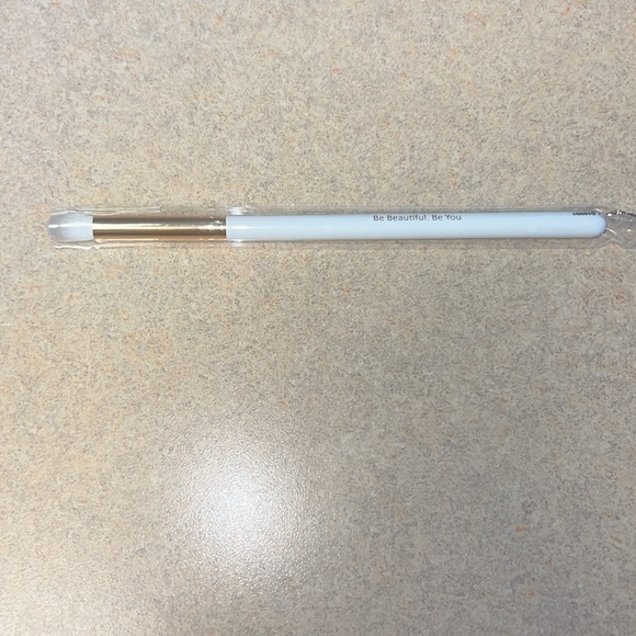 5/$25 F.A.R.A.H Blender Brush 25E “Rose Gold Collection” NEW - Picture 3 of 3